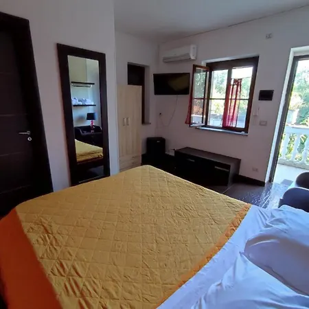 Parco D'arte Altart Bed & Breakfast 3*