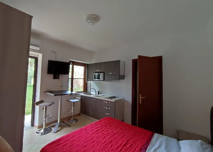 Parco D'arte Altart Bed & Breakfast 3*